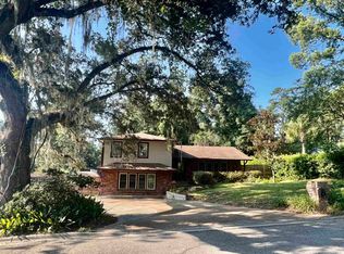 1717 Valley Rd, Tallahassee, FL 32301