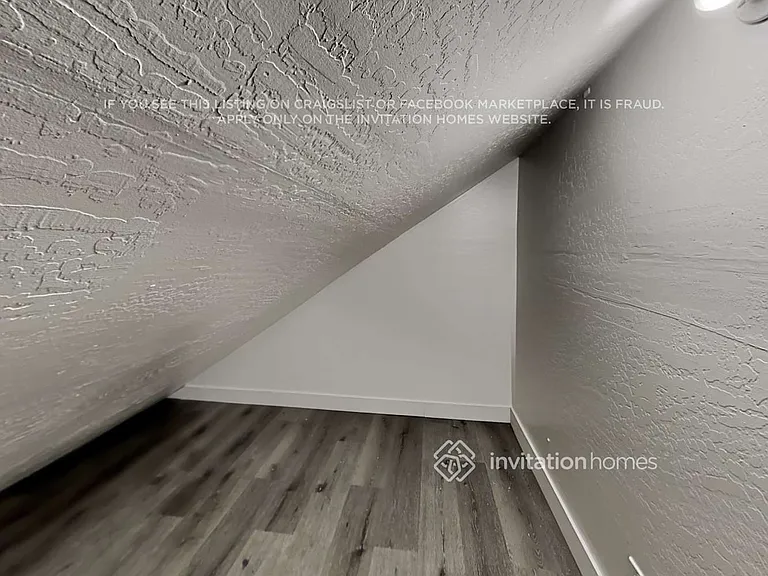 2927 Alhambra Dr — Photo 13