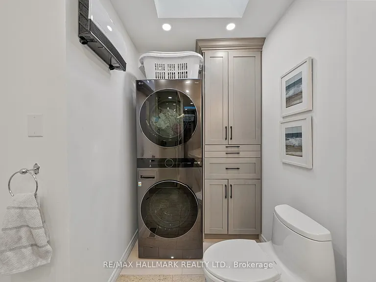 146 Roslin Ave — Photo 25