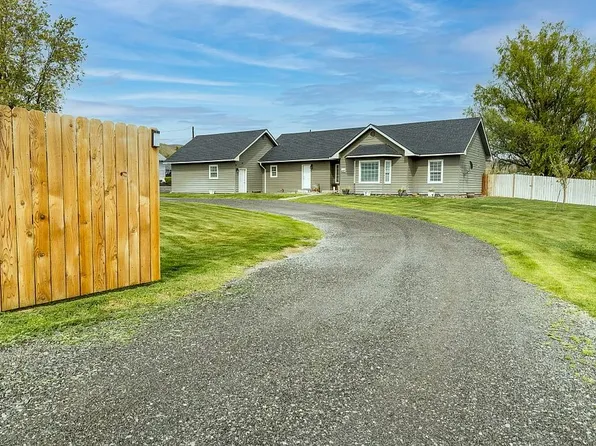 471 Gibson Rd, Selah, WA 98942