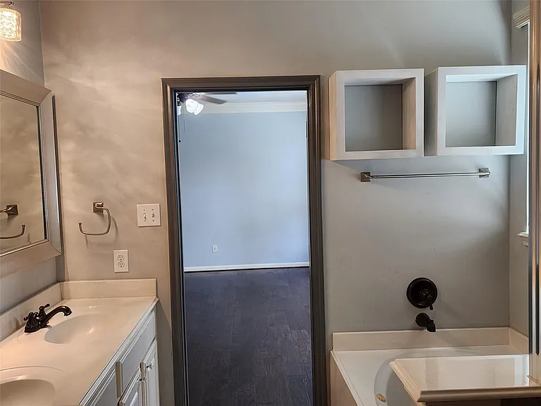 16935 Jelly Park Stone Dr — Photo 10