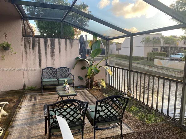 1172 NW 122nd Ter, Pembroke Pines, FL 33026