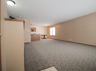 1201 B St APT 4, Lincoln, NE 68502
