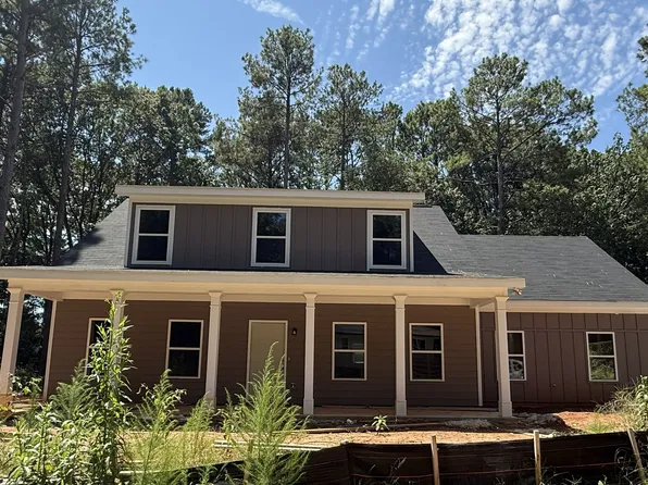 182 N Burson Ave, Bogart, GA 30622