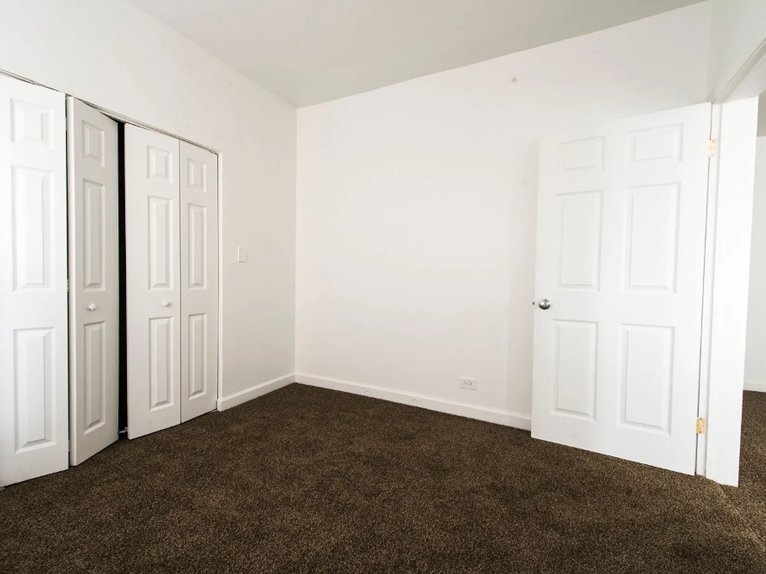 1236 S Lawndale — Photo 3