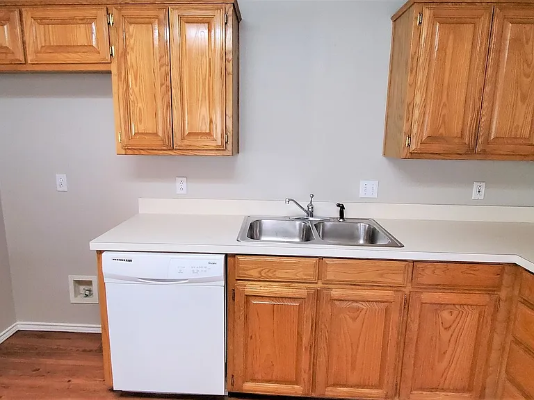 3117 N Bell Ave — Photo 15