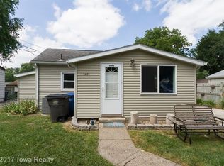 3420 E 39th St, Des Moines, IA 50317