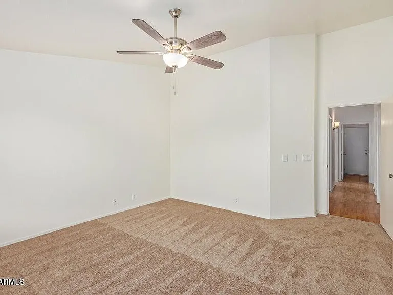 6585 N 77th Dr — Photo 19