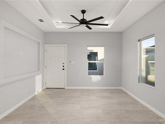 2nd image of 2608 W Bliss St #1