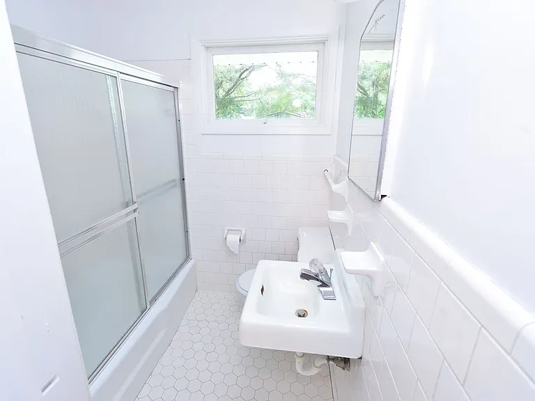 312 Oakdale Rd — Photo 19