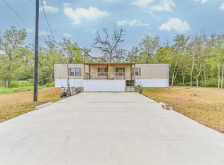 215 Sitka Dr, Holiday Lakes, TX 77515