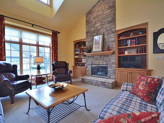2nd image of 530 Country Crest Ln