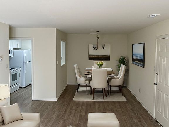 4th image of 1801 Braken Ave #1833