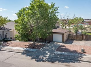 1616 Twinberry Dr NE, Rio Rancho, NM 87144