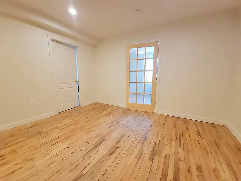 119 Hart St #2B — Photo 5