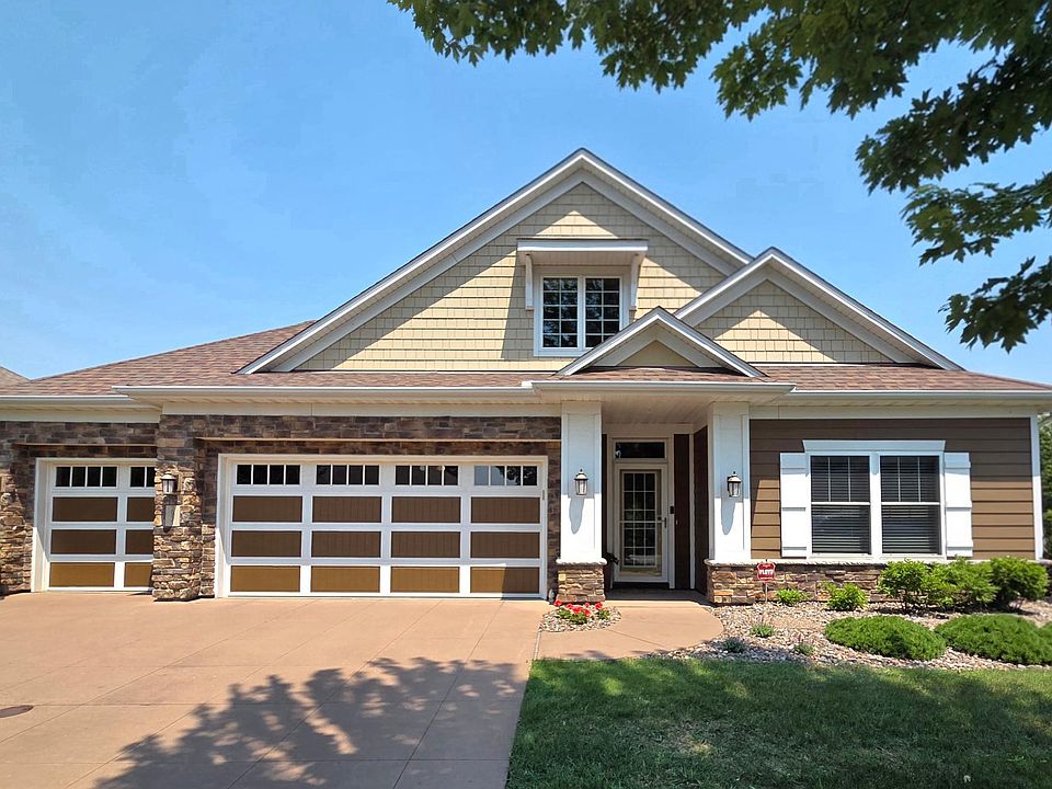 1st image of 2933 123rd Cir NE