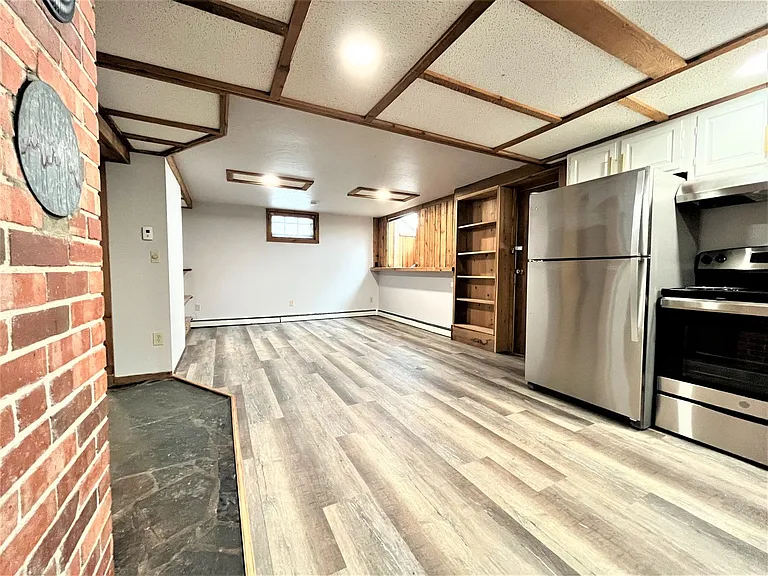 524 S 5th St E #B — Photo 8