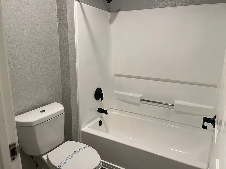 Corona Pointe Resort — Photo 150