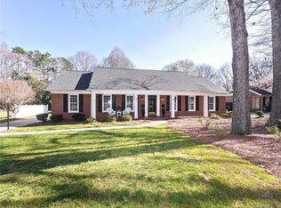 6009 Gate Post Rd, Charlotte, NC 28211