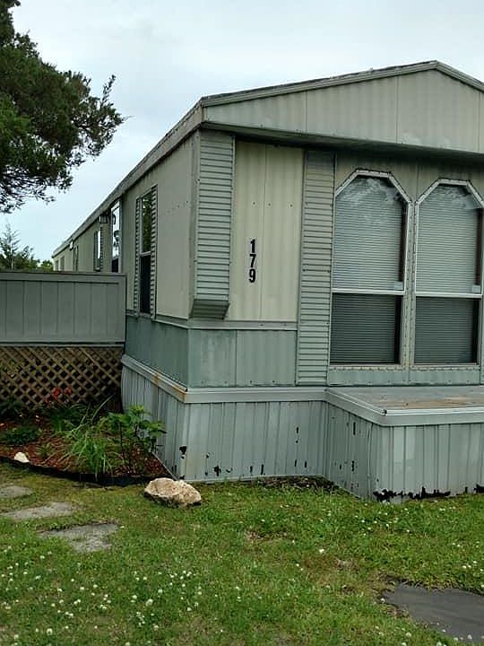 1st image of 179 Vellines Ave