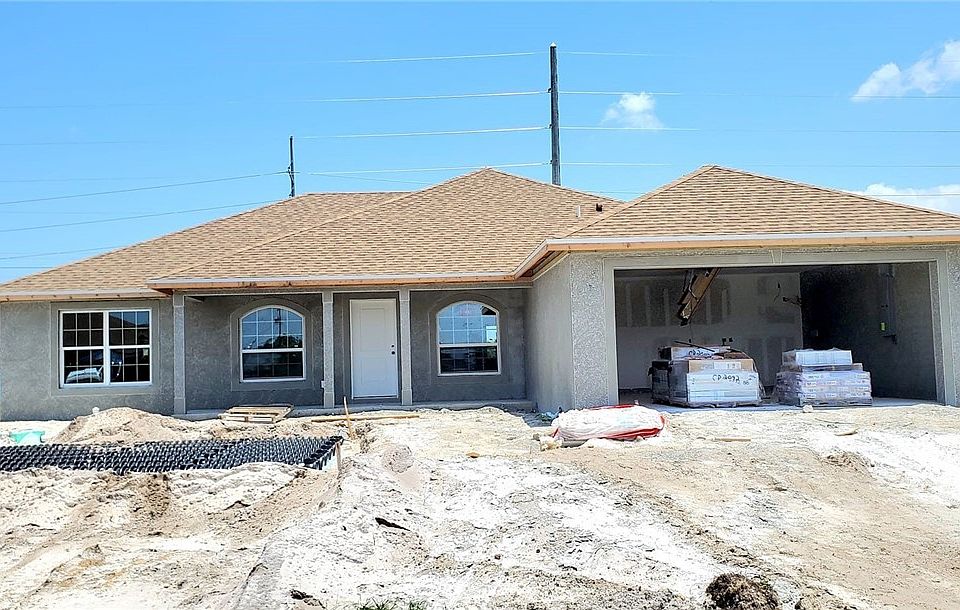 1st image of 505 NE 23rd Terrace Cpe