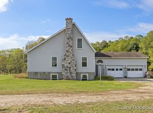 6121 Schaeffer Rd, Ionia, MI 48846