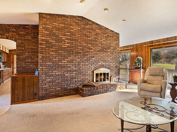 4th image of 577 Indian Hills Dr
