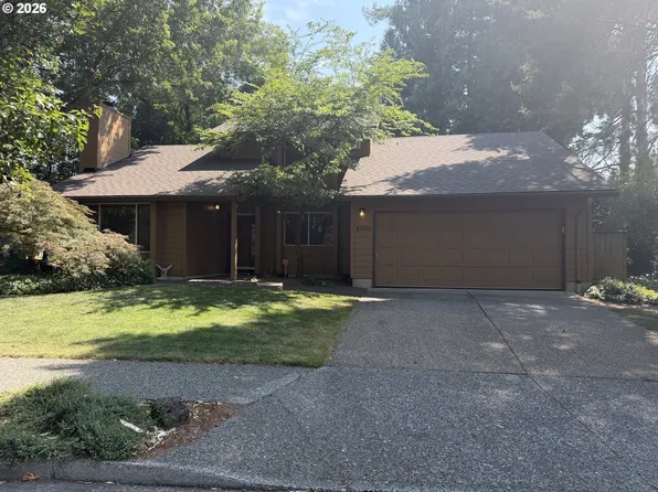 10488 SW Susquehanna Dr, Tualatin, OR 97062