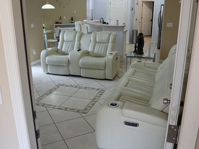 2951 Marbella Dr — Photo 52