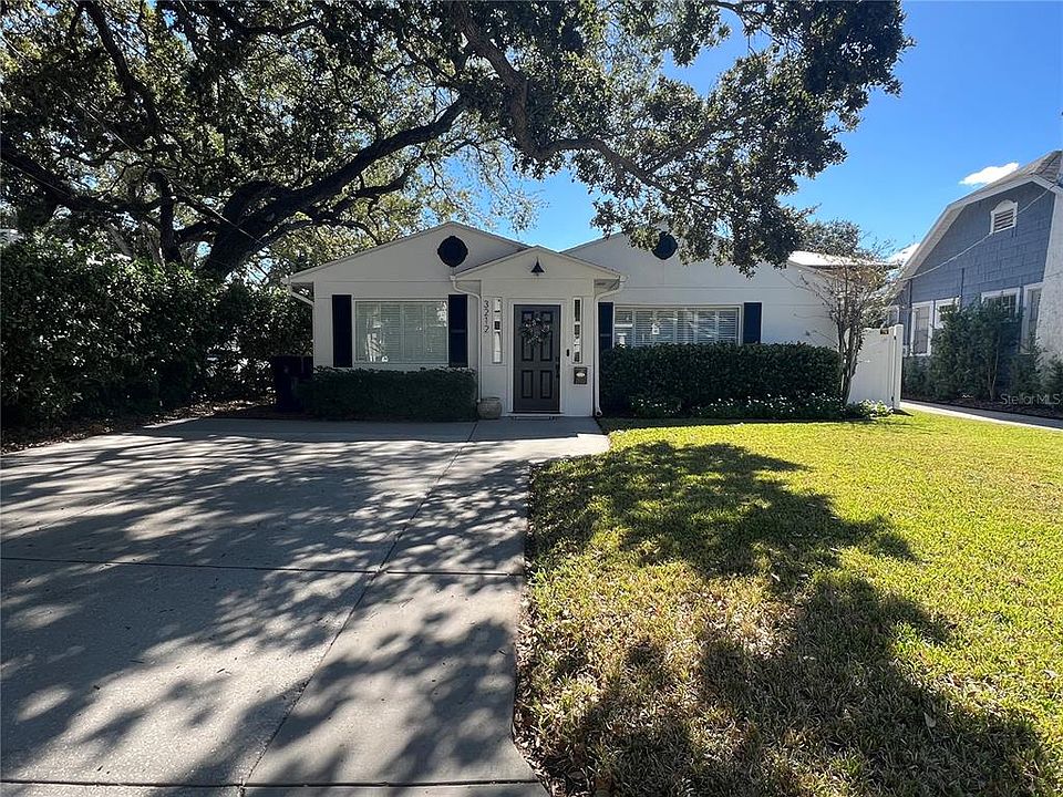 1st image of 3212 W SAN MIGUEL STREET