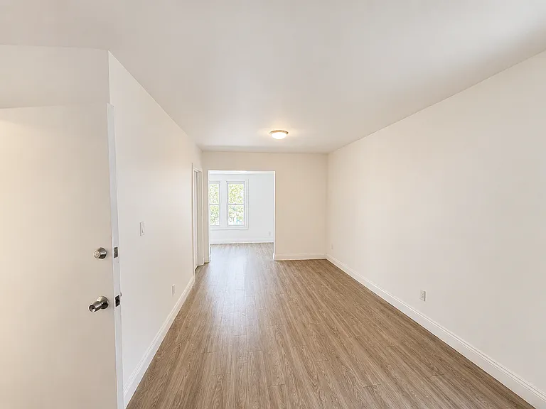 42 Custer St #2 — Photo 9