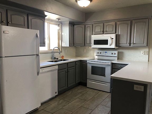 3rd image of 790 N 2720 E Unit 14