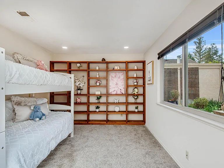309 Lone Oak Dr — Photo 7