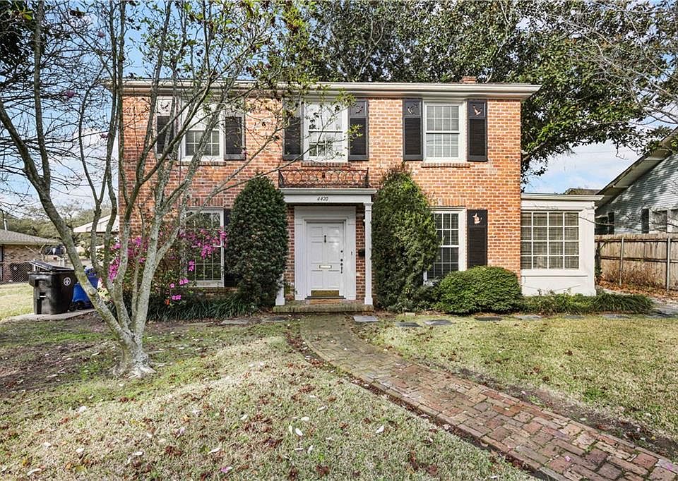 1st image of 4420 Venus St