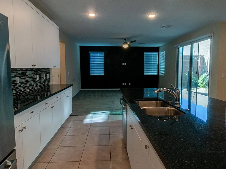 544 Ruby Mesa Ave — Photo 17