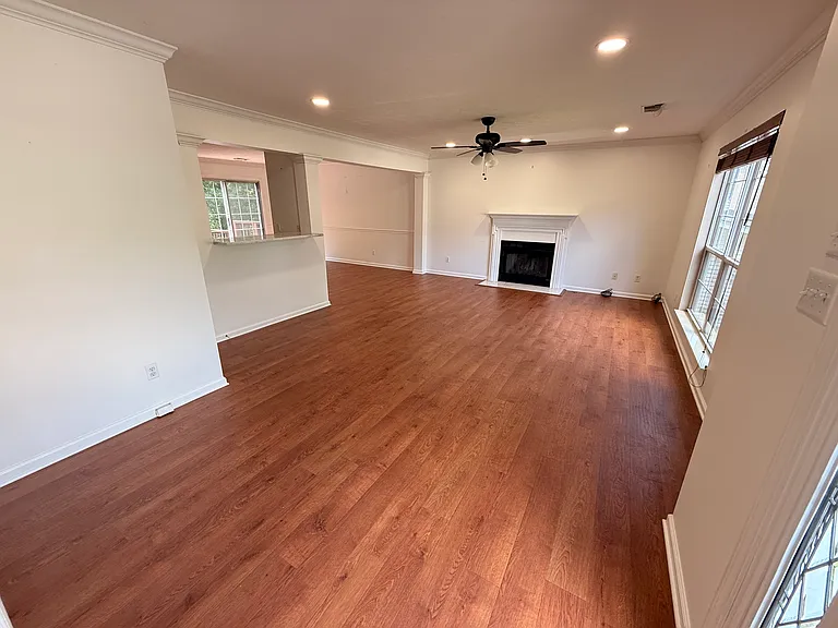 8140 Robins Nest Ln — Photo 7