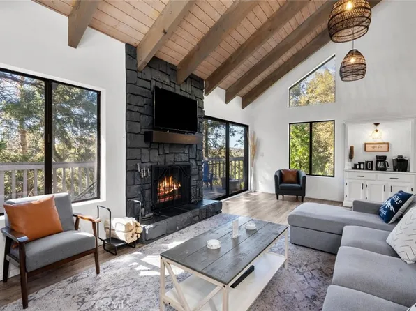 143 Cumberland Dr, Lake Arrowhead, CA 92352