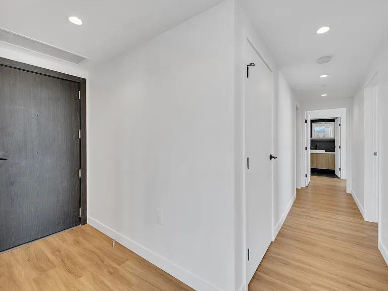 1770 Pendrell St — Photo 34