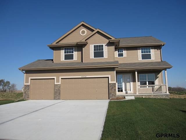 1st image of 4504 Helwig Ave
