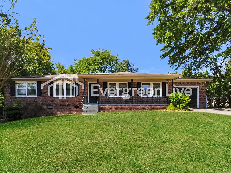 1st image of 2021 Larchmont Dr
