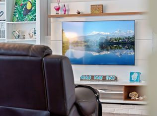 1341 Bayview Dr #Id1438676p, Clearwater, FL 33756