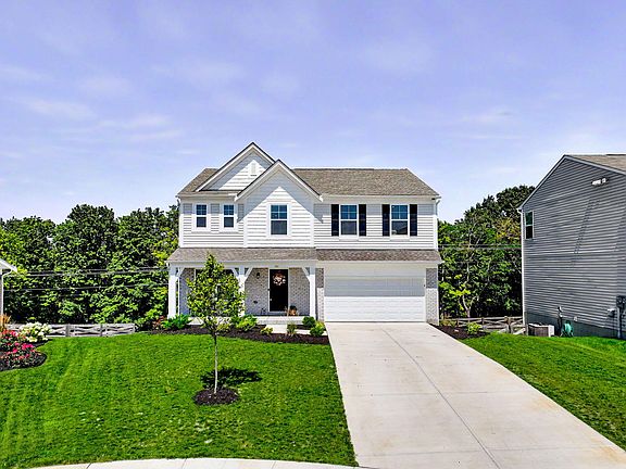 3rd image of 1311 Meadowcrest Cir