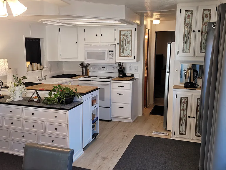 60A Pheasant Dr — Photo 1