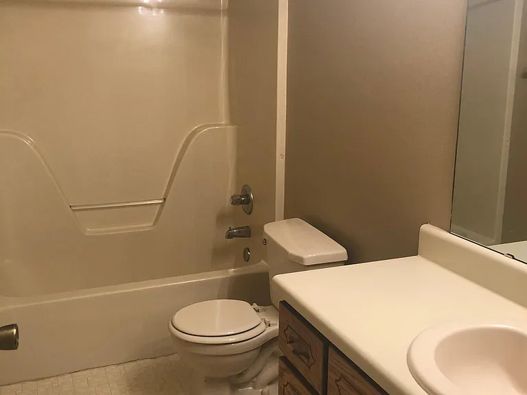 130 Patton St — Photo 6
