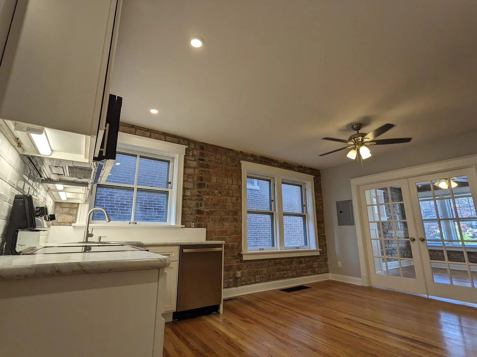 4141 Shenandoah Ave — Photo 2