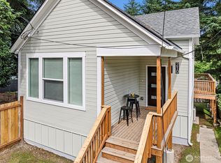 210 S Cambrian Avenue, Bremerton, WA 98312