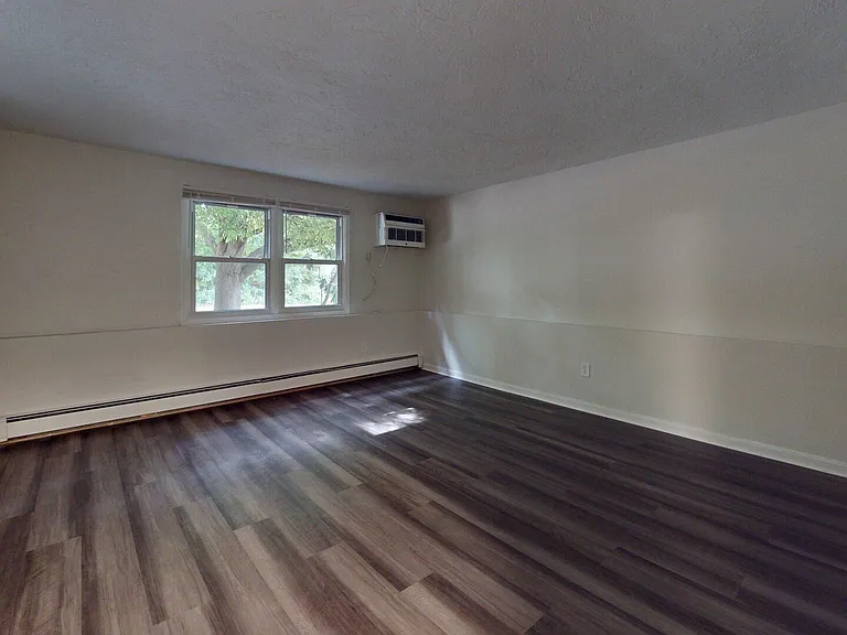 Stonebridge Apartments — Photo 4