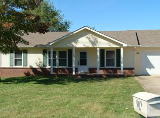 907 Cal Ct, Clarksville, TN 37042