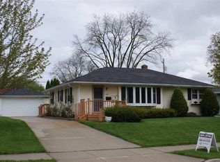 528 Frederick St, Sun Prairie, WI 53590