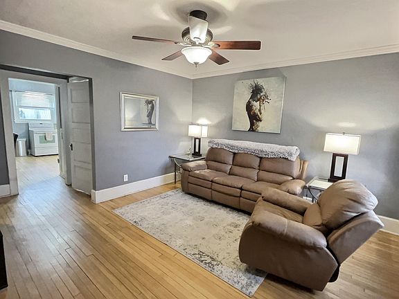 3rd image of 2634 N Bartlett Ave #2634